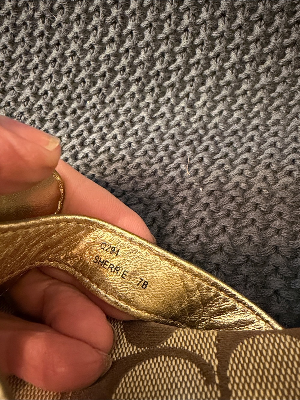 Coach Brown Signature Monogram Floral Thong Sandals with Gold Accents - Picture 5 of 6